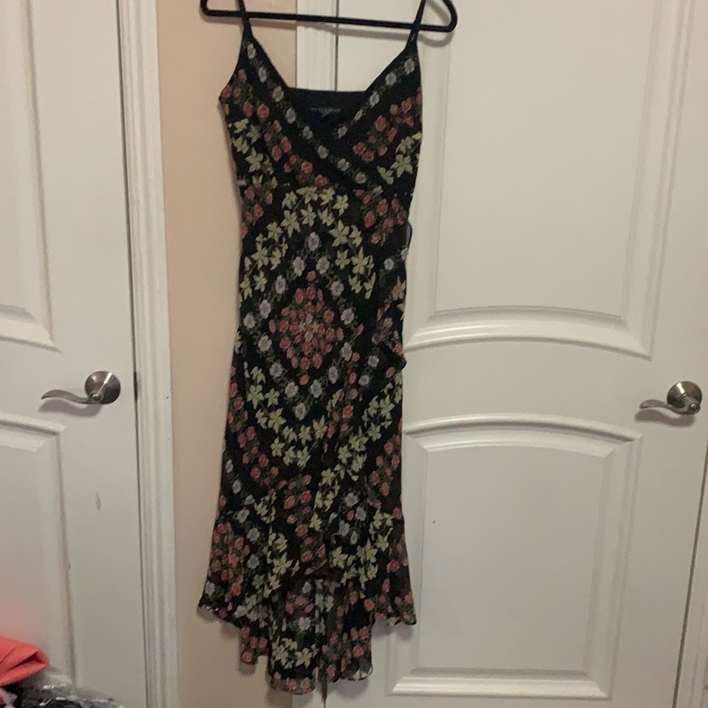 Black dress - Picture 2 of 3